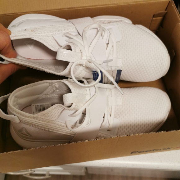 Brand New Reebok Runners - Picture 4 of 5